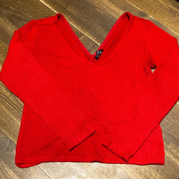 Light crop sweater with twist knot back in extra small by dynamite - Picture 1 of 7